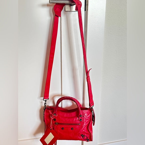 Authentic BALENCIAGA Agneau Classic Hardware Mini City in Red Lambskin Leather - Picture 17 of 17